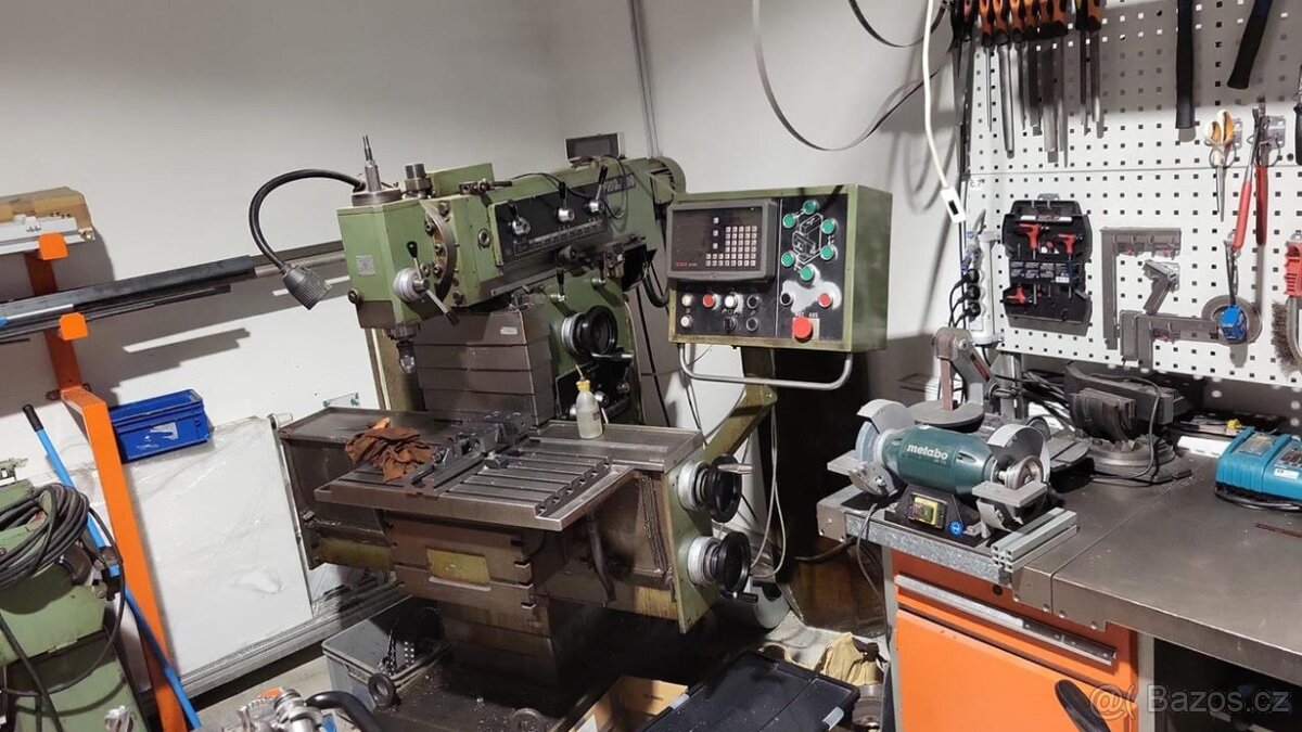 Nástrojářská frézka TOS FNGJ 20