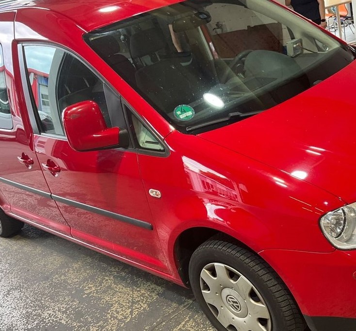 Volkswagen Caddy MAXI 7-MÍST 1.9Tdi VYHŘ.SED, TAŽNÉ,207tkm