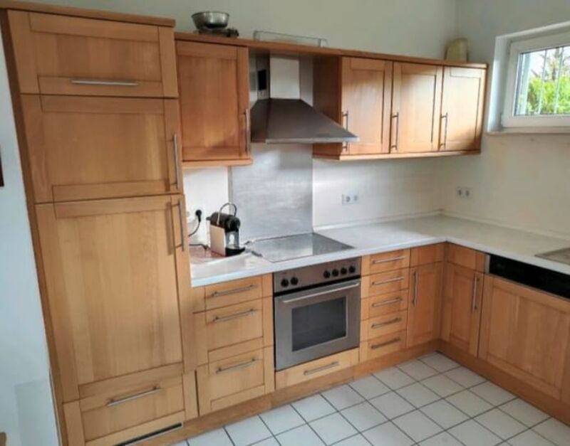 Moderní kuchyně z masivu se spotřebiči,5822