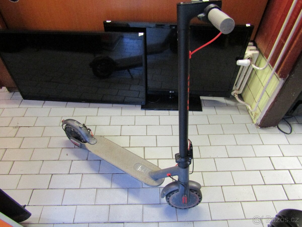 Elektro koloběžka Mi