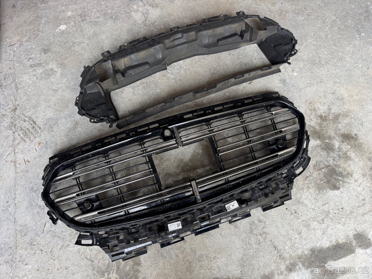 Maska Mercedes Benz E W214