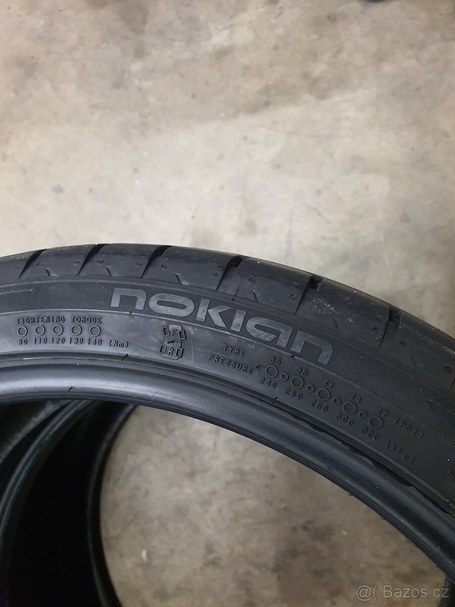 245/35 R19 letní