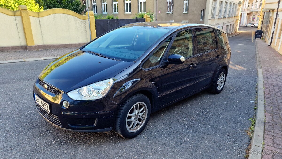 Ford S-Max