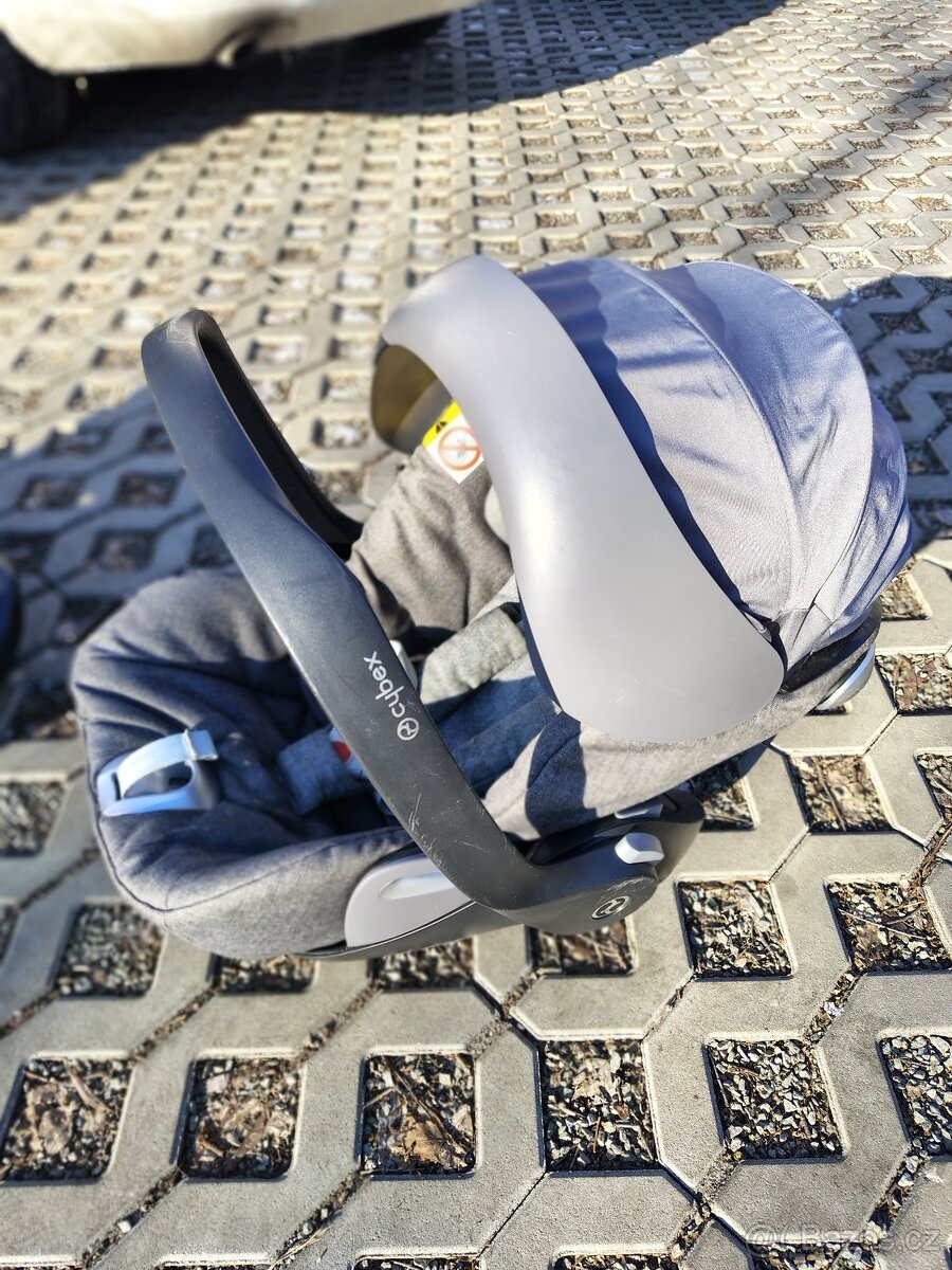 Cybex cloud Q + základna Autosedačka cybex cloud Q + isofix