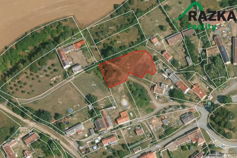 Stavební pozemek  (1548m2) Sviňomazy, obec Trpísty