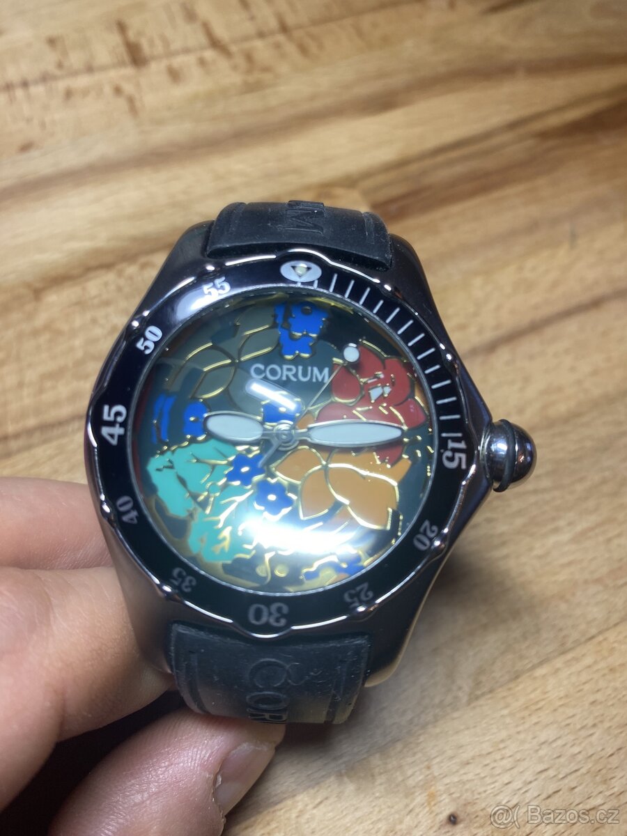 Hodinky Corum bubble