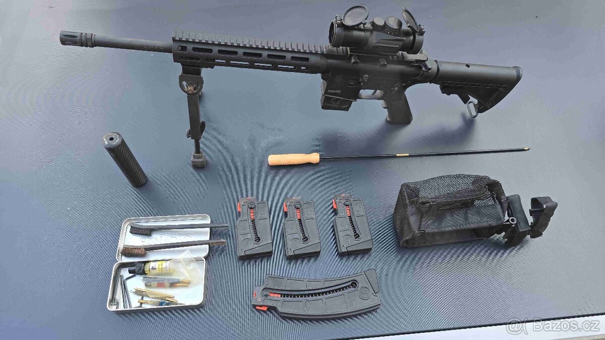 Samonabíjecí malorážka Smith&Wesson MP 15-22