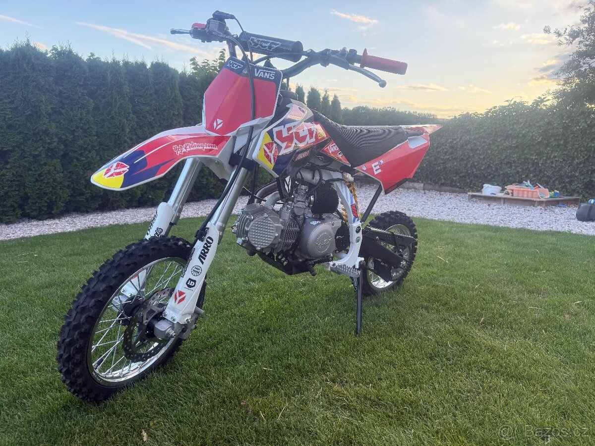 Pitbike YCF Pílot SF 155