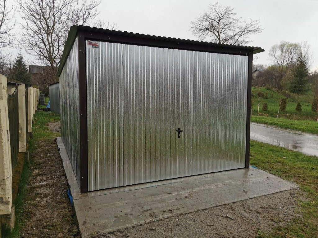 Garáž z pozinkovaného plechu 3x5