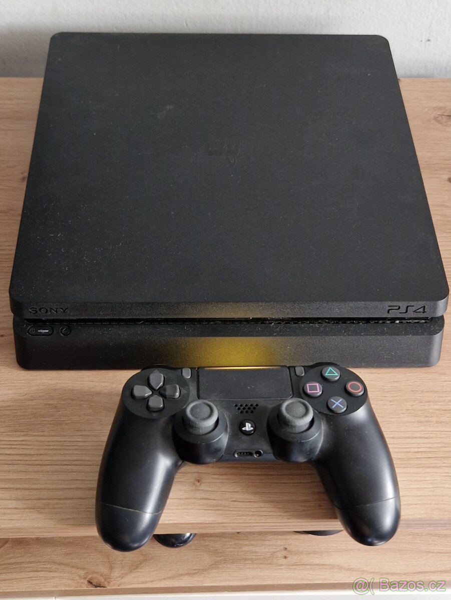 Ps4 slim verze 10.01