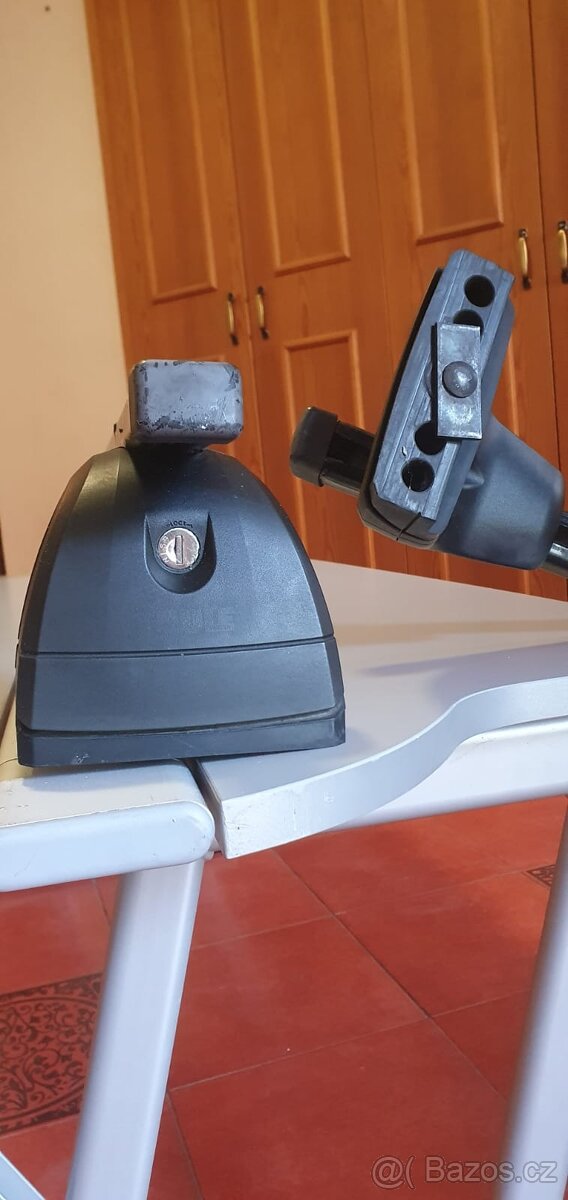 Příčníky T5 Thule T-drážka