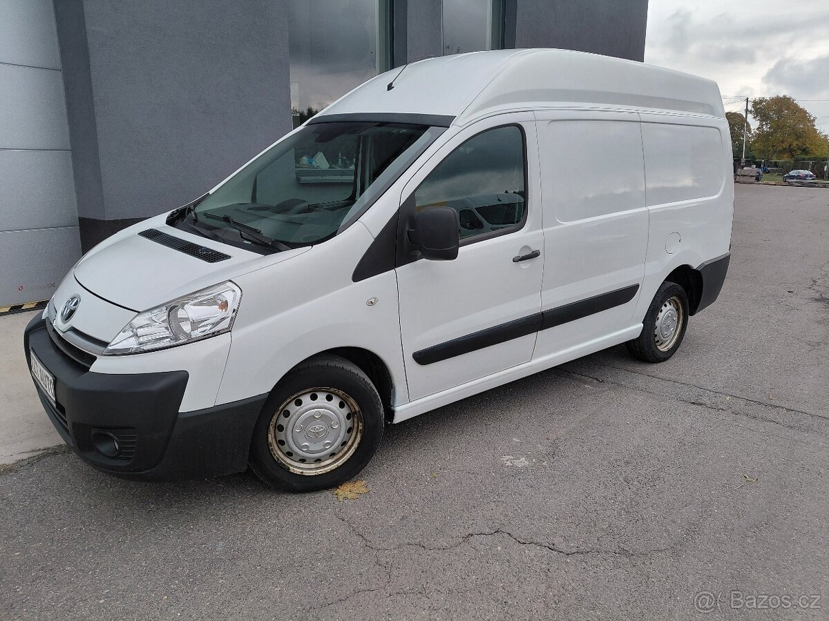 TOYOTA  PROACE 2.0D L2H2 r.17,165000km,ĆR po 1. majiteli DPH