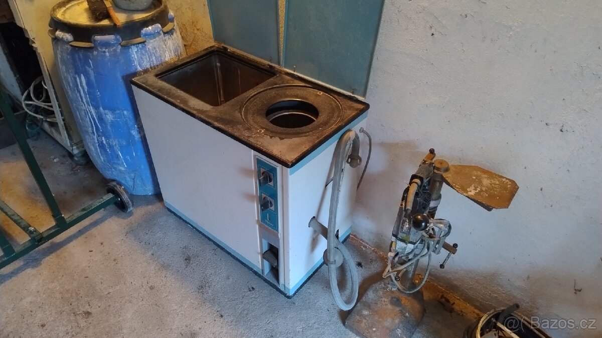 Pračka ROMO s odstředivkou