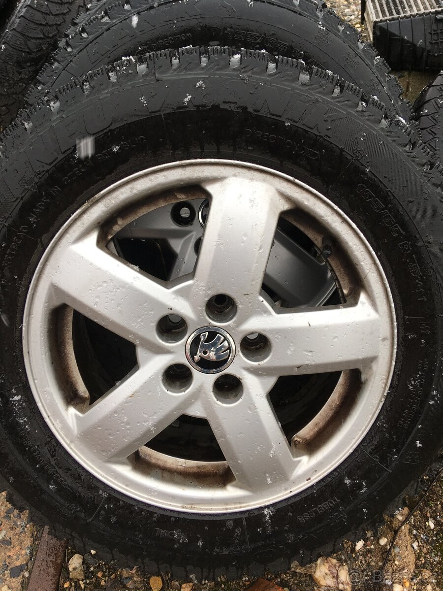 OCTAVIA ZIMNÍ VRANIK 195/65R15 ALU