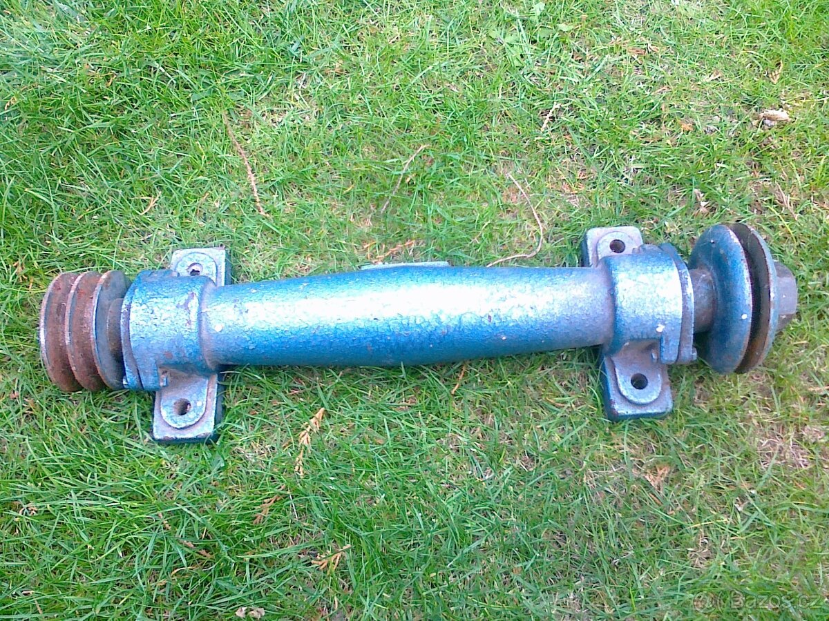 Prodám hřídel na cirkulárku velká