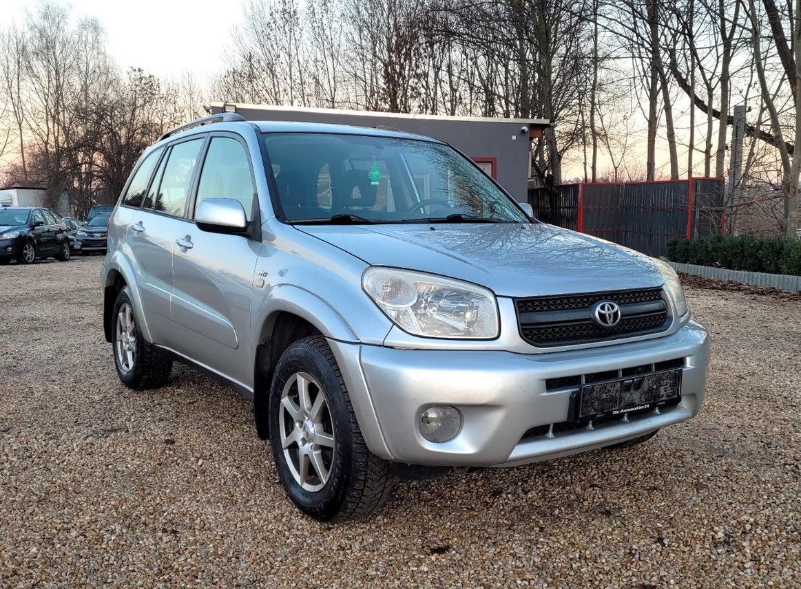 Toyota RAV4 2.0i Sol benzín 110kw