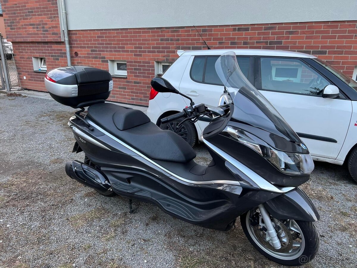 Piaggio X10 350