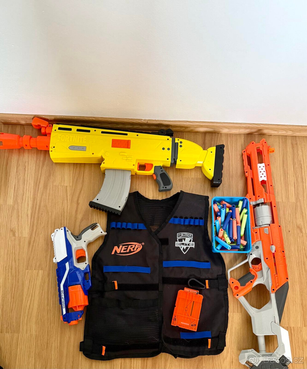 Nerf pistole + doplňky