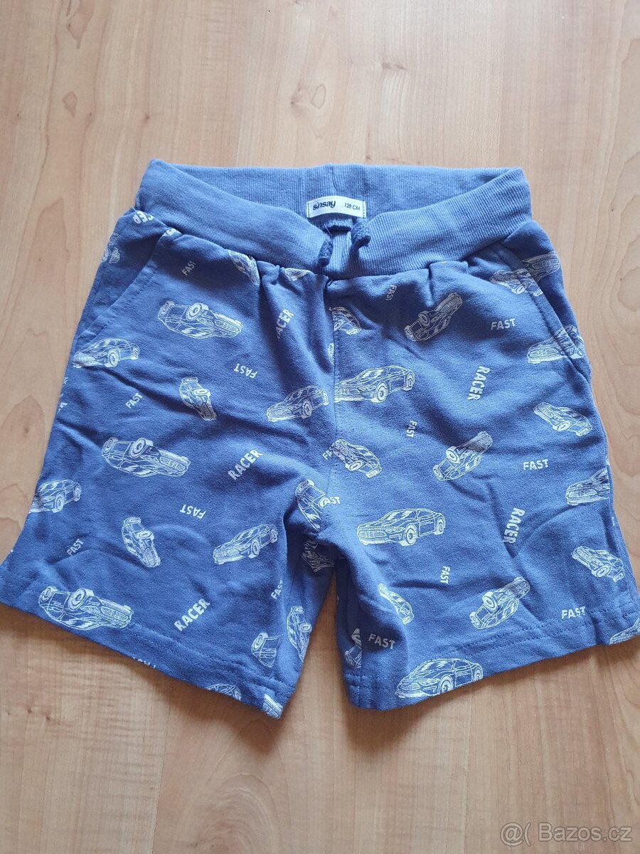 Nové teplákové tmavě modré kraťasy šortky sinsay v.128 s aut