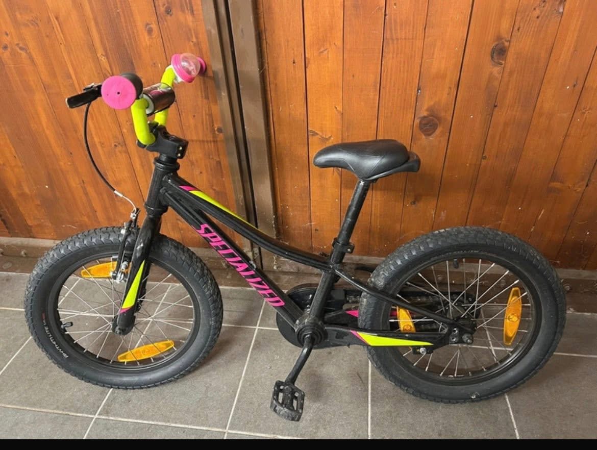 Specialized riprock 16”