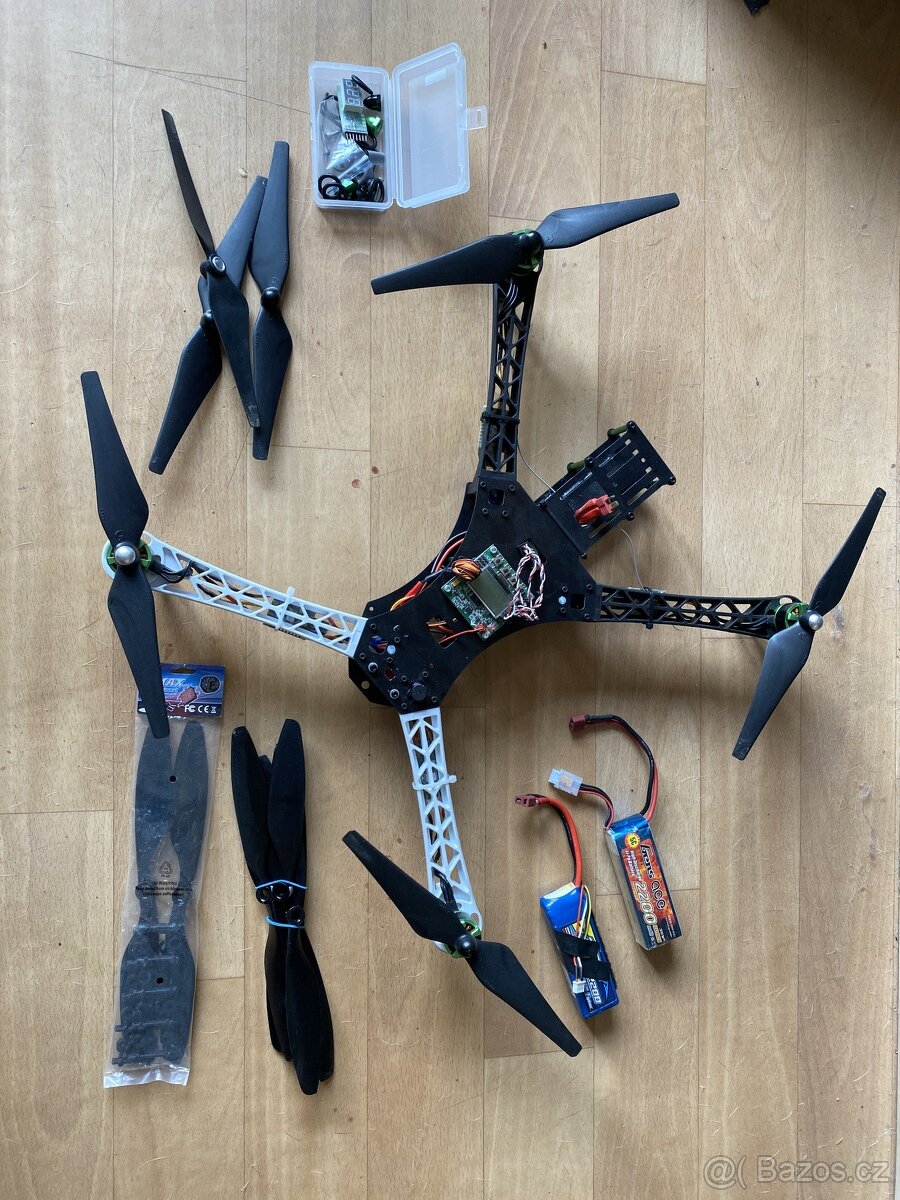 Dron, Quadcopter, domácí stavba