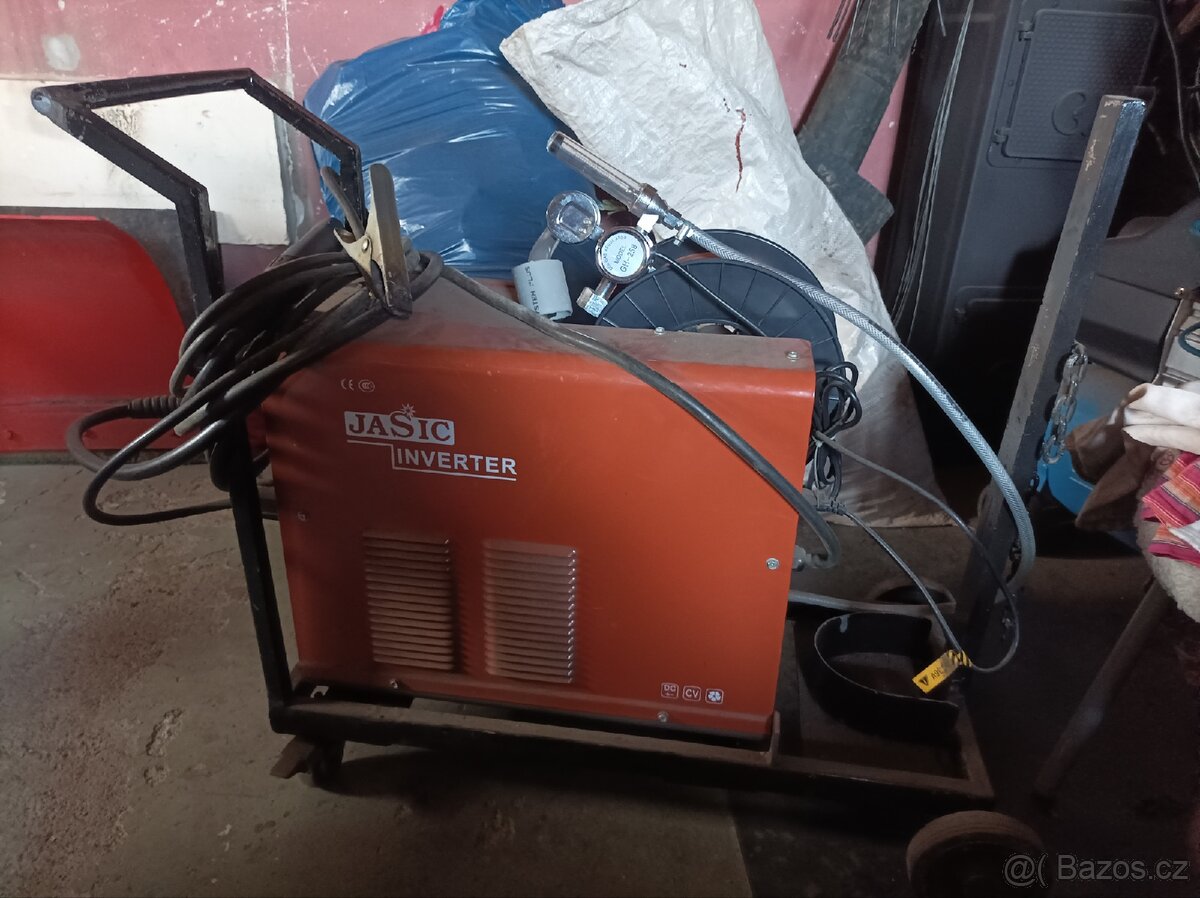 Svářečka CO2 Jasic 250