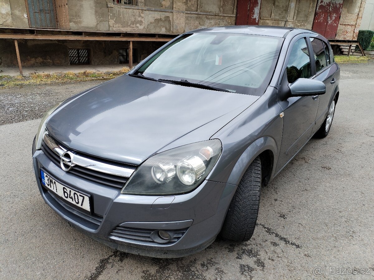 Opel Astra h 1.6 Twinport ( Benzín)