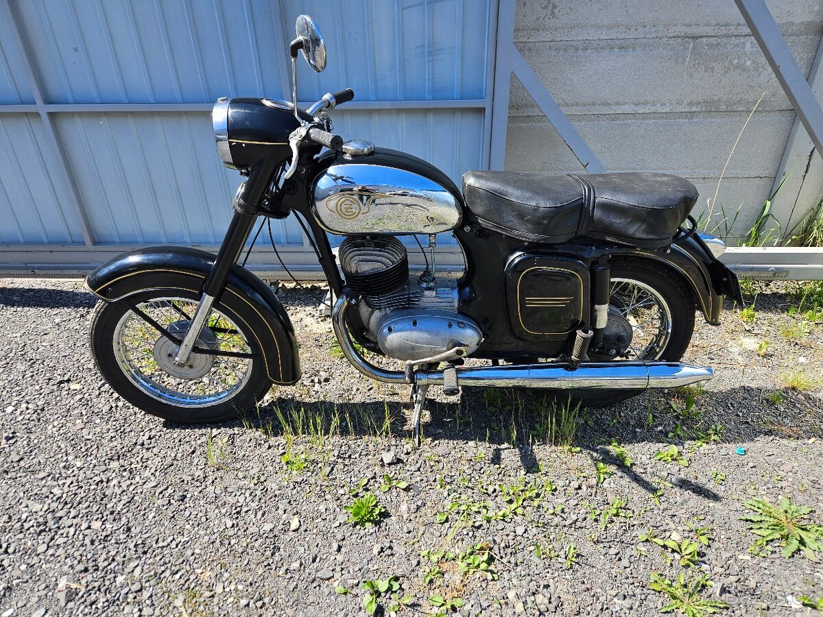 CZ 250 typ 477