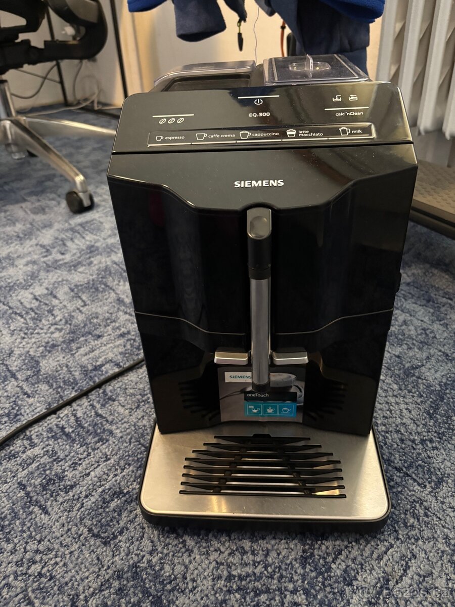 Automatický kávovar Siemens EQ.300
