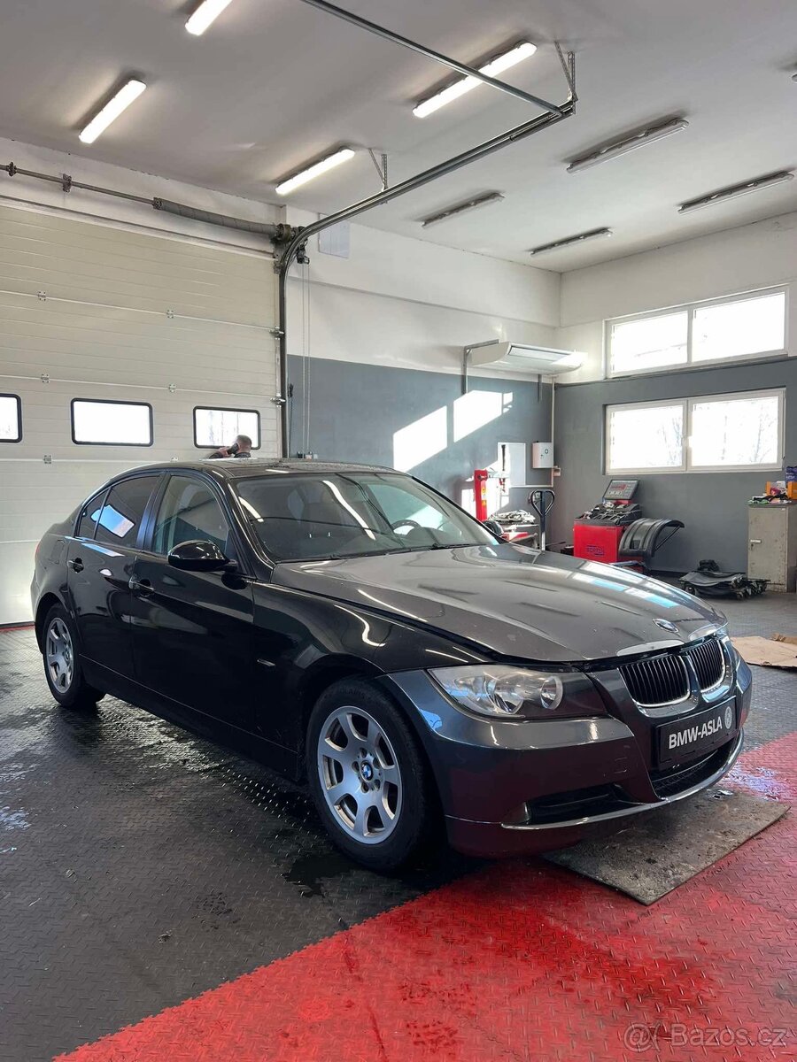 Komplet na náhradní díly BMW E90 320D 120kW-blacksapphire