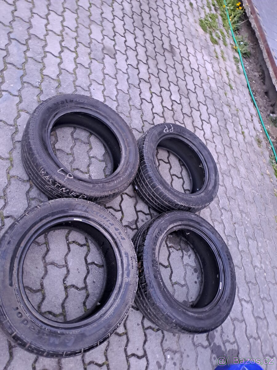 Prodám pneu v celku v pěkném stavu