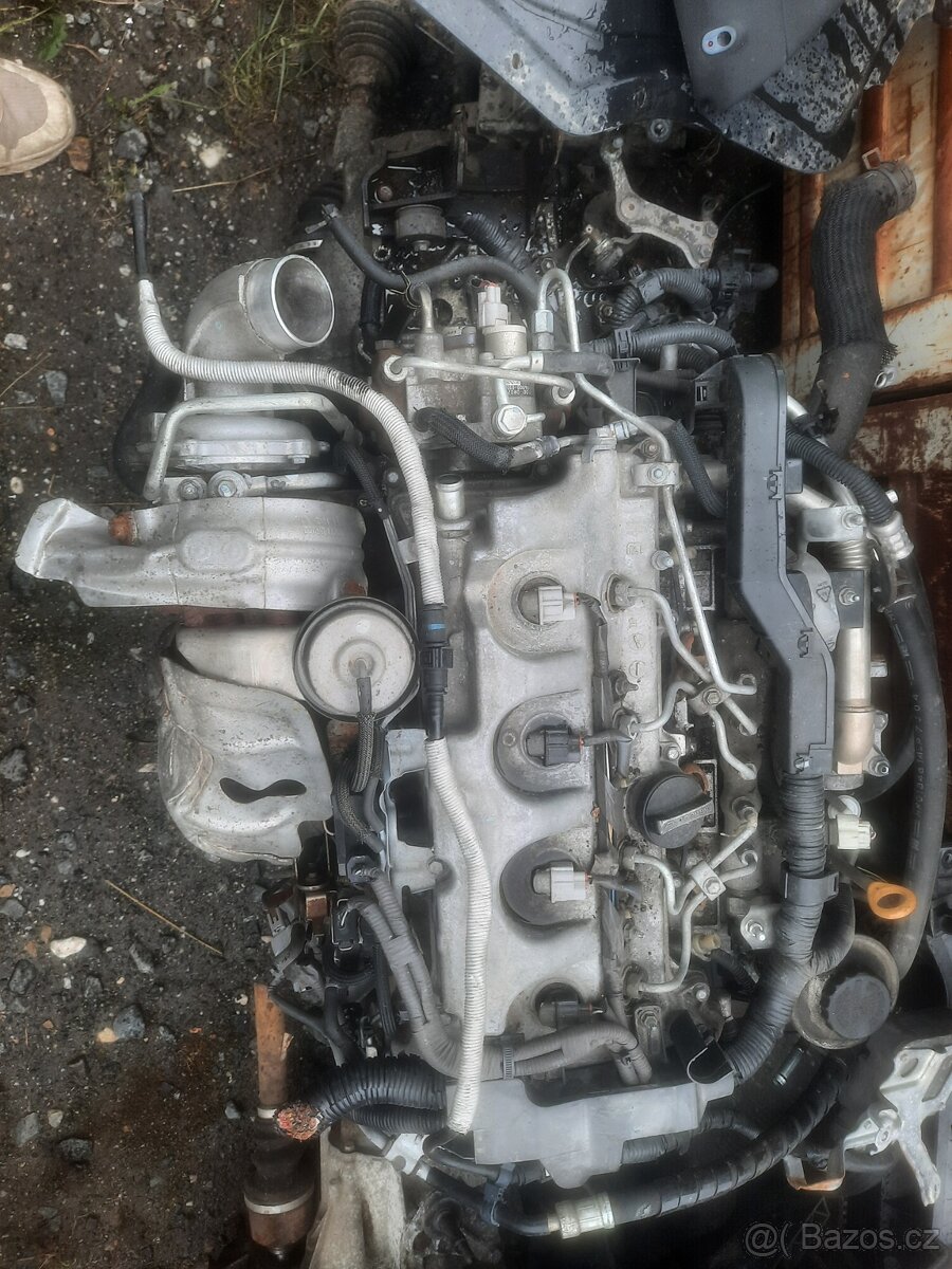 motor toyota avensis T25 2.0d 84kw