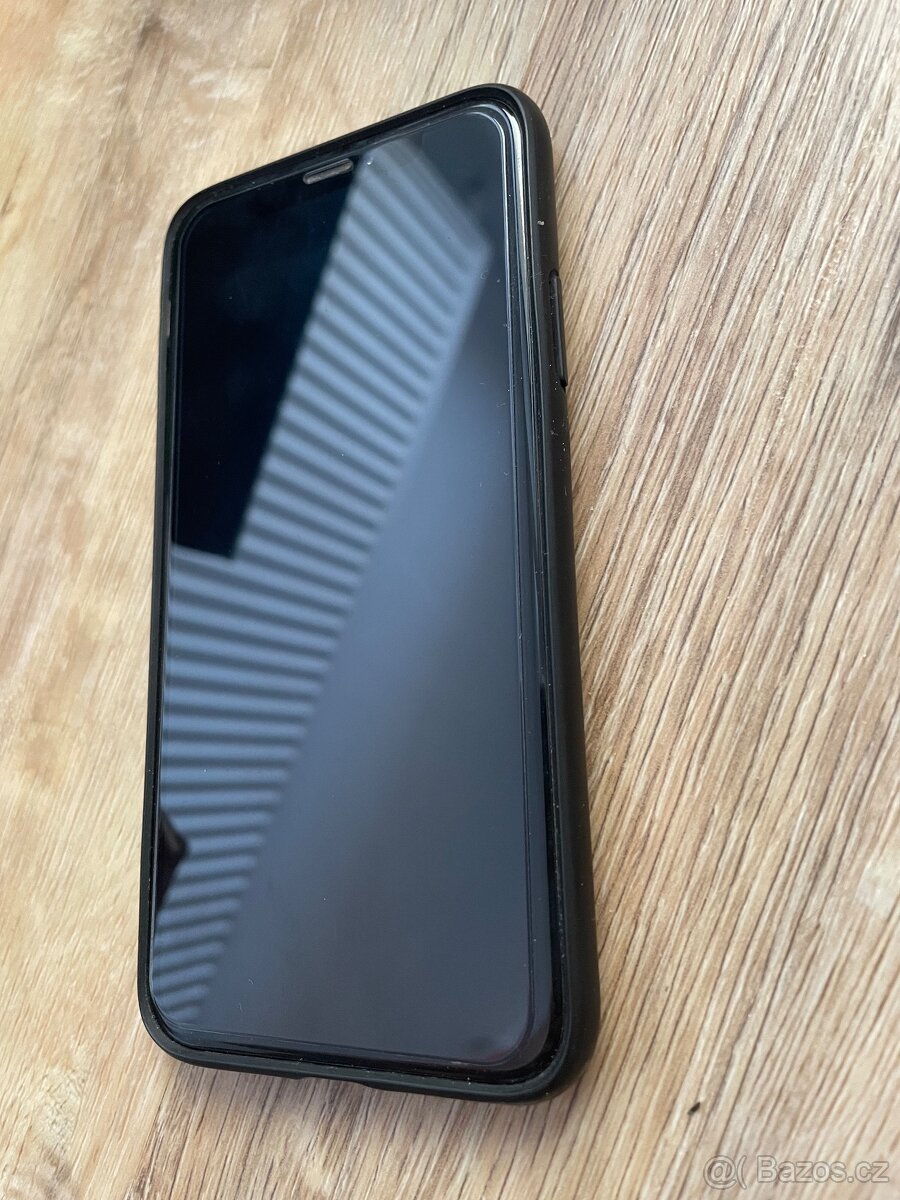 iPhone X na dily