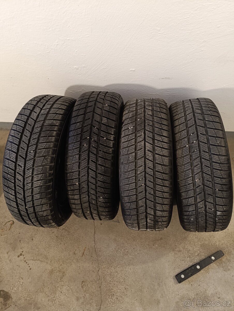 Zimní pneu Polaris 5 205/55 R16 T