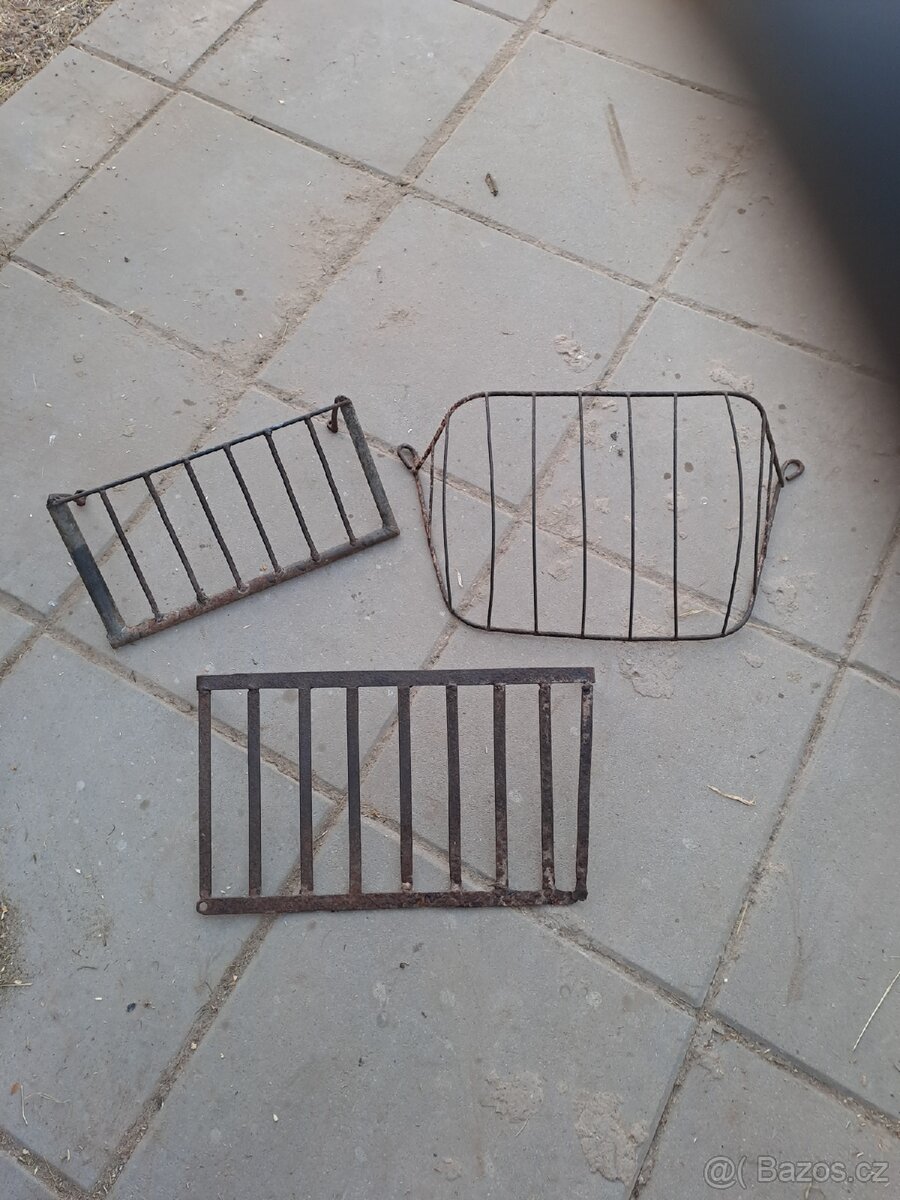 Krmítka pro králíky