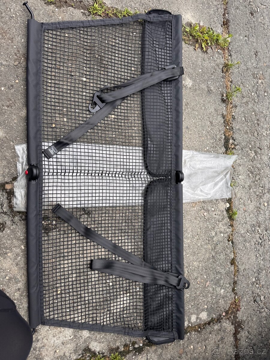 Bezpečnostní síť Volvo XC70/XC90 2003-2008