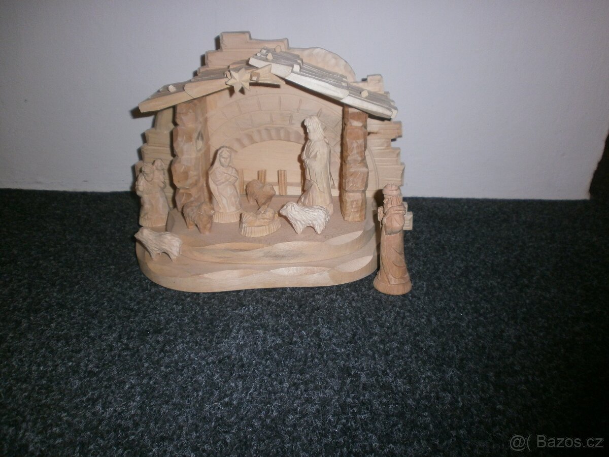 Dřevěný betlém 14B8