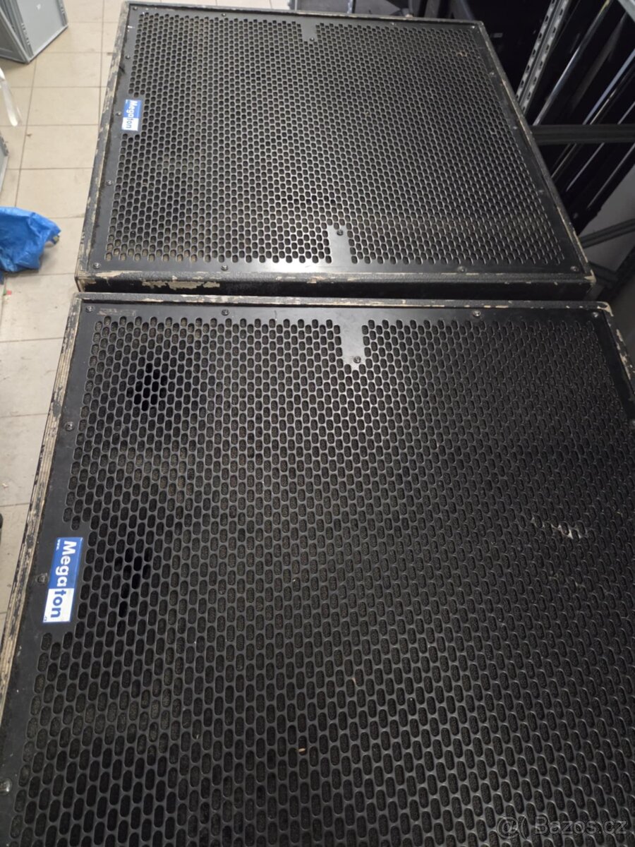 Megaton NPB218 bass box aktivní 2 ks