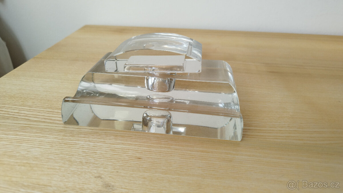 Skleněný kalamář se skleněným víčkem