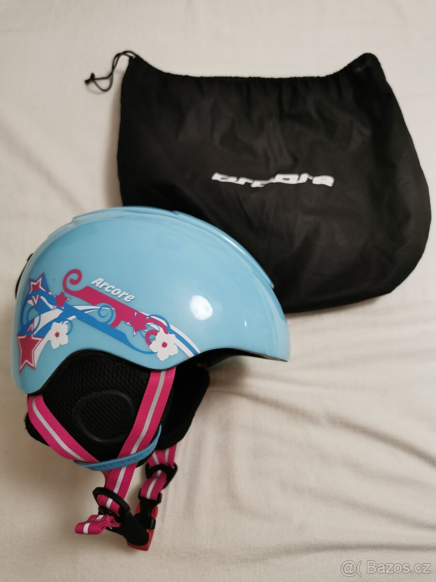 Dětská lyžařská helma