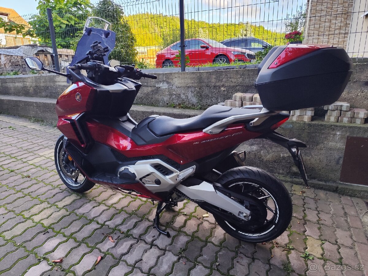 Honda Forza 750/ rok 2021