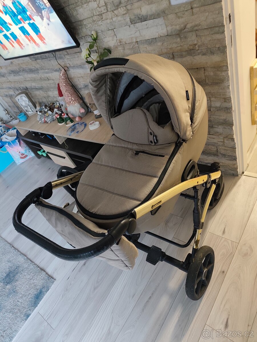 Prodám kočárek dvojkombinace