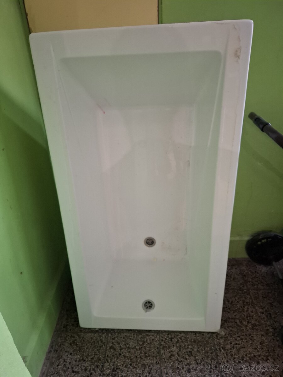 Prodám akrilovou vanu 130 cm