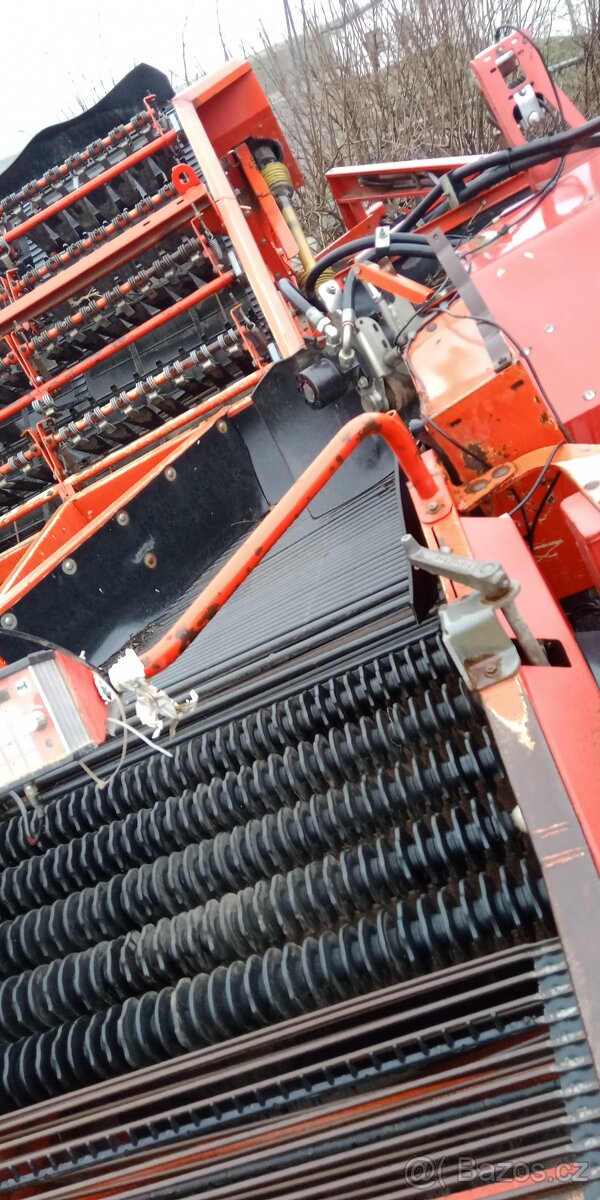 Grimme vyorávač brambor