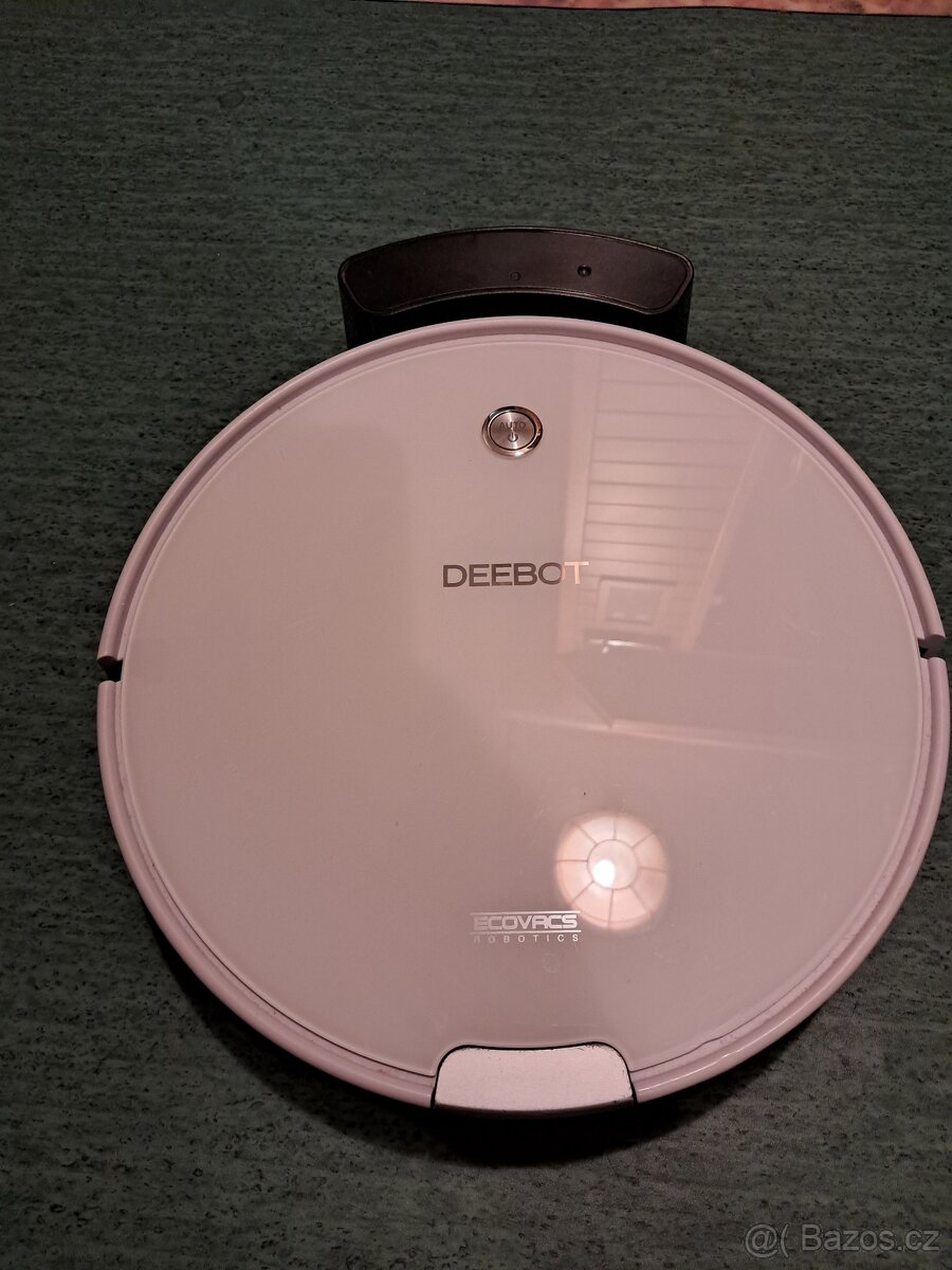 Robotický vysavač Deebot Ecovacs DM82