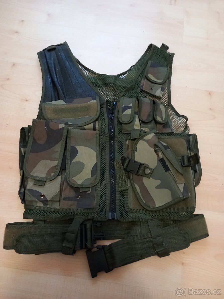 Taktická vesta KAM 39 Woodland, vel. L