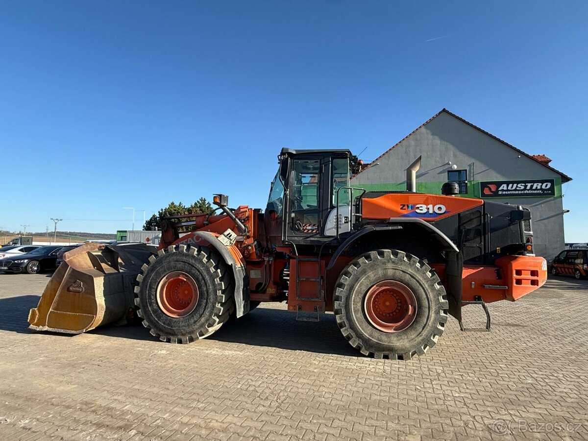 Hitachi ZW310-6