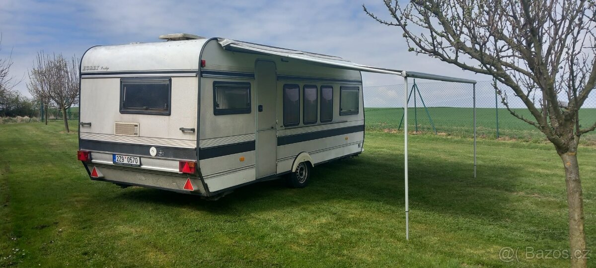 Karavan Hobby Prestige 520