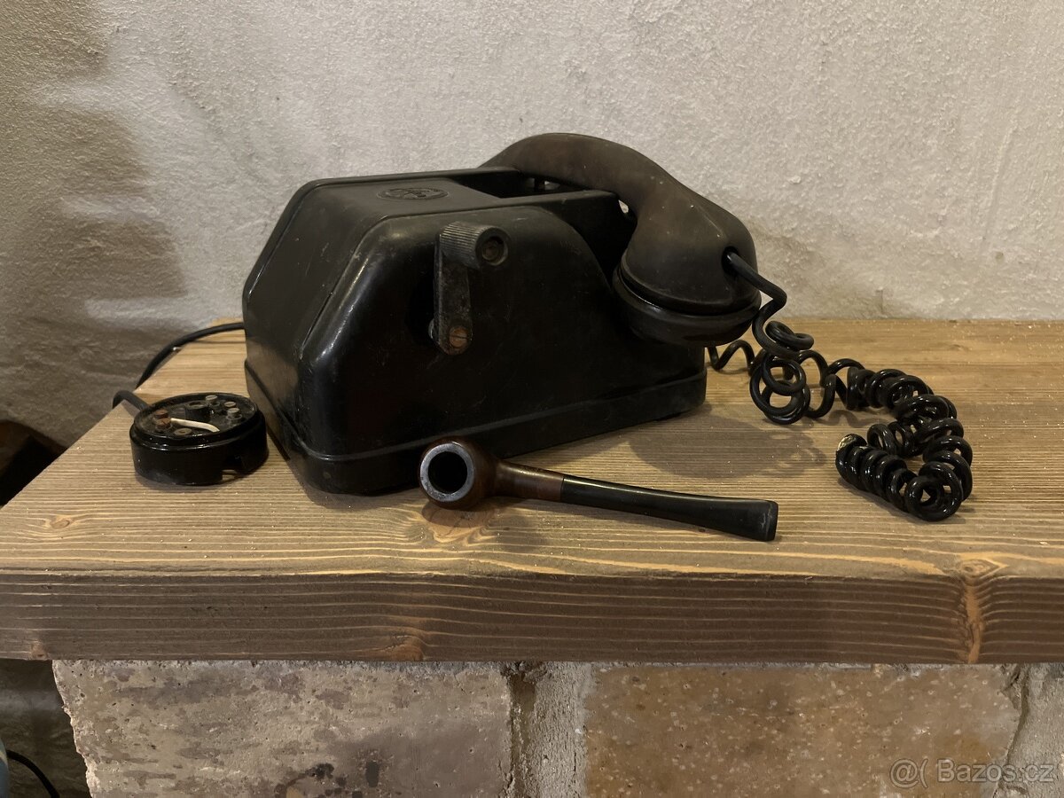 sběratelský historický telefon "na kliku"