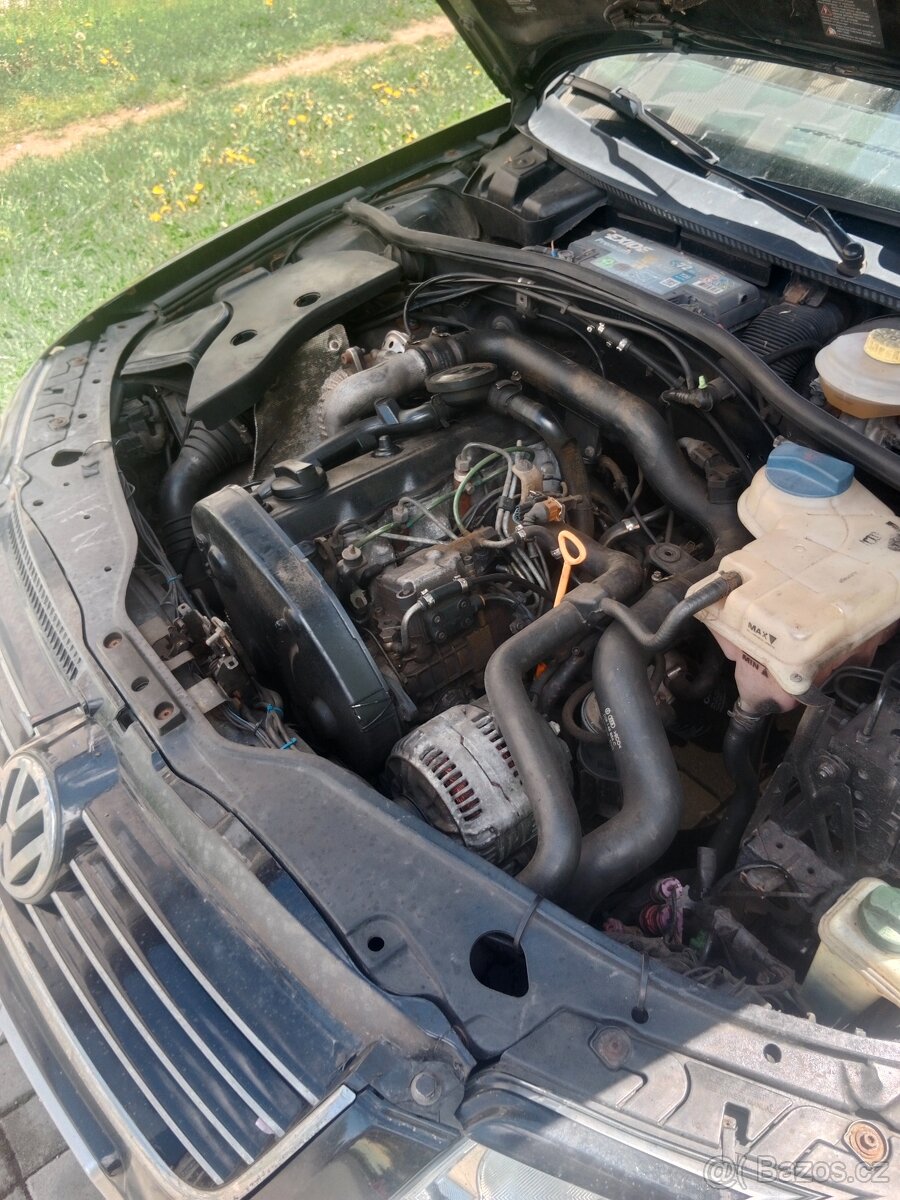 Passat B5 předělaná na B5,5 19tdi 81 kW 1998